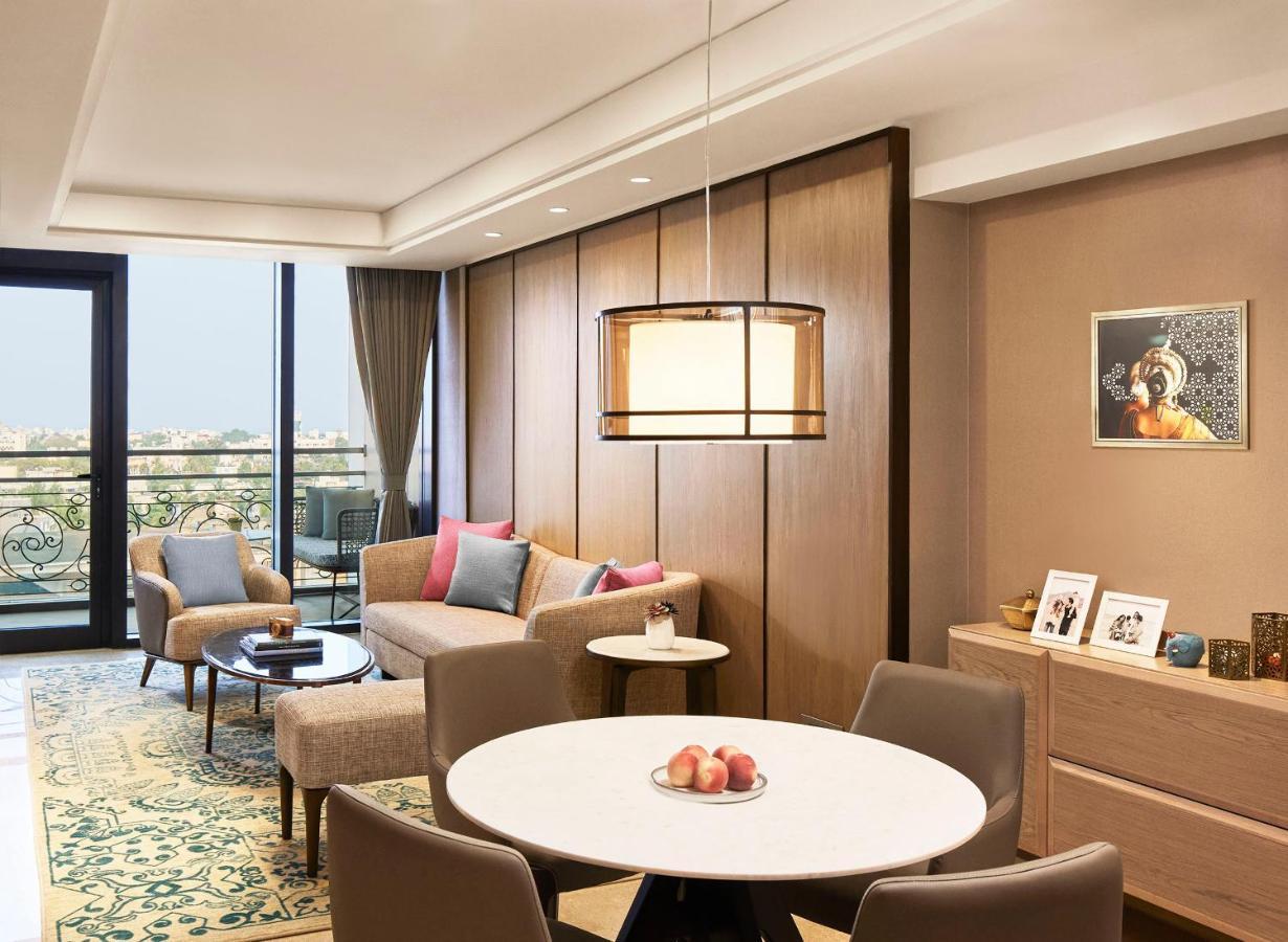 Hotel Taj Wellington Mews Čennai Exteriér fotografie