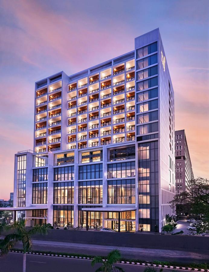 Hotel Taj Wellington Mews Čennai Exteriér fotografie